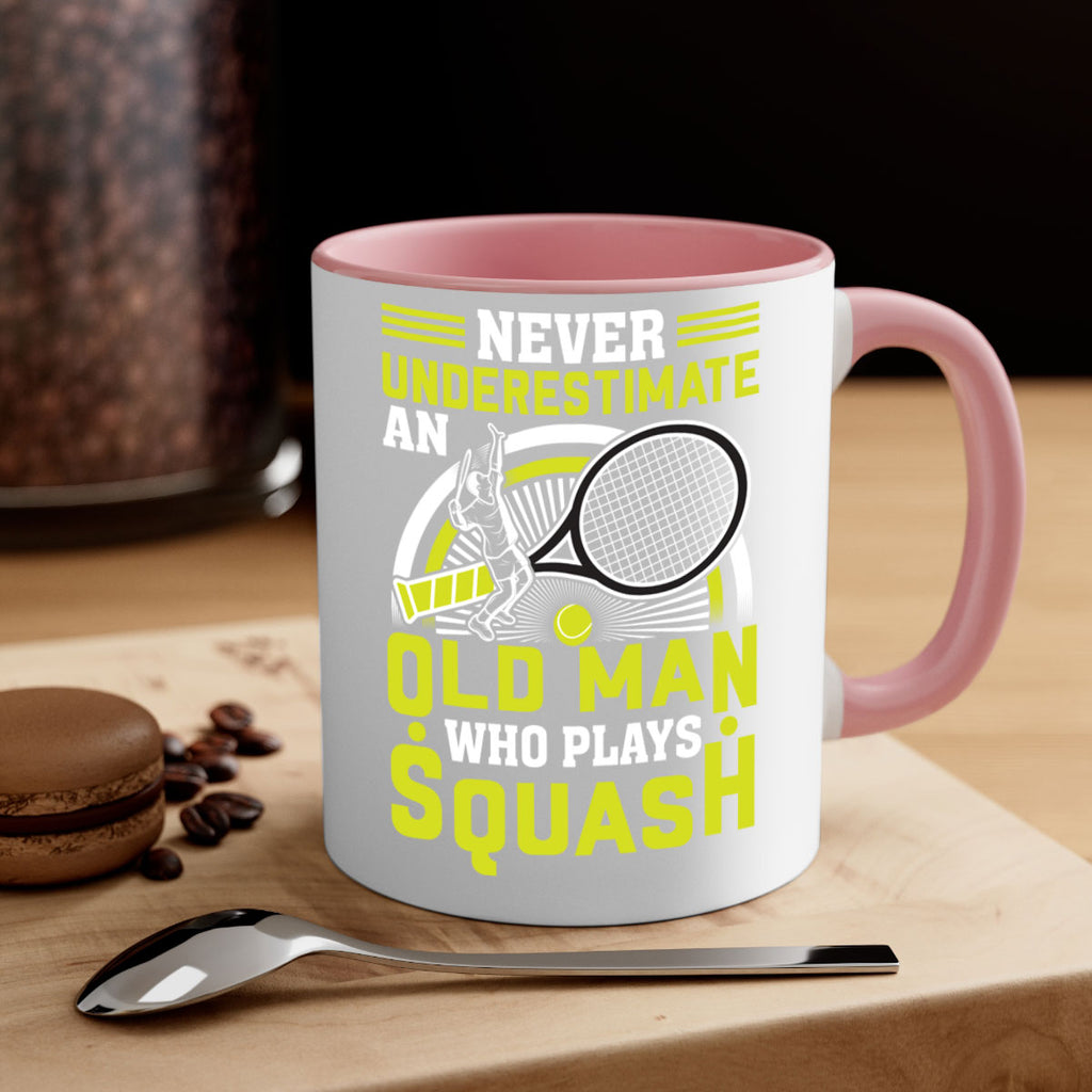 never underestimate a squash player 574#- tennis-Mug / Coffee Cup